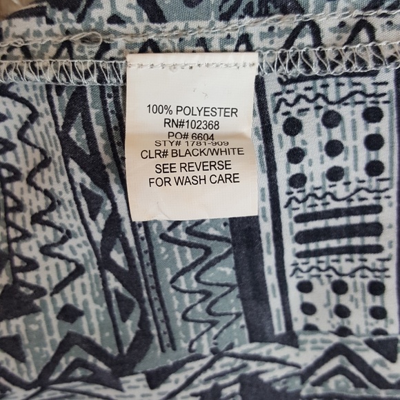 Blue Island Abstract Geometric Print Romper - Picture 7 of 7